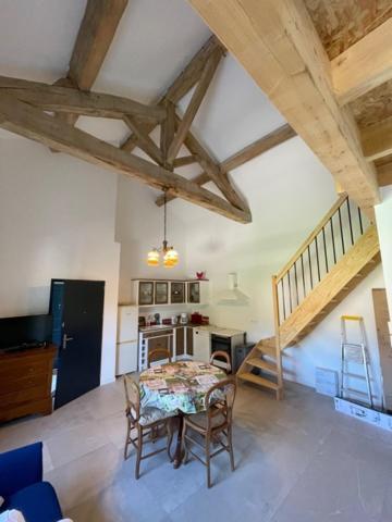 Le Clos Du Jardin Beynost Eksteriør billede